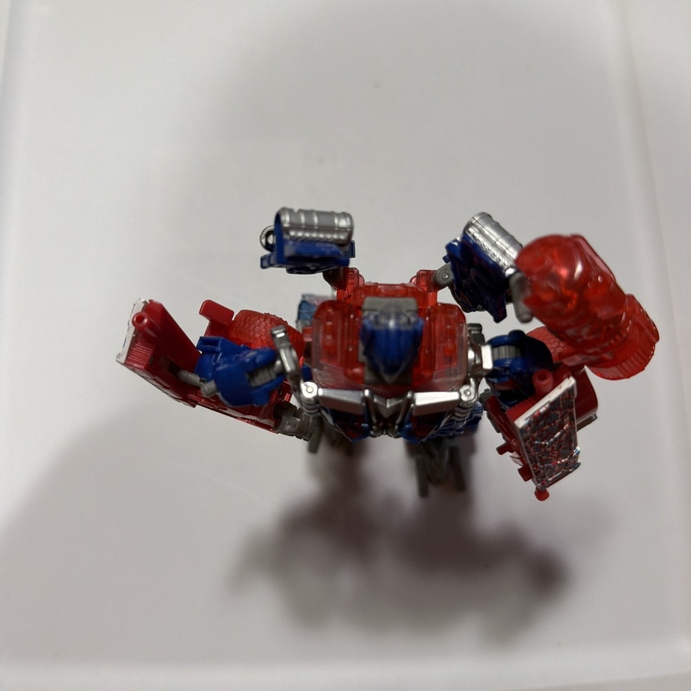 OPTIMUS PRIME Transformers The Last Knight TLK Voyager Class Toys R Us - Picture 5 of 6